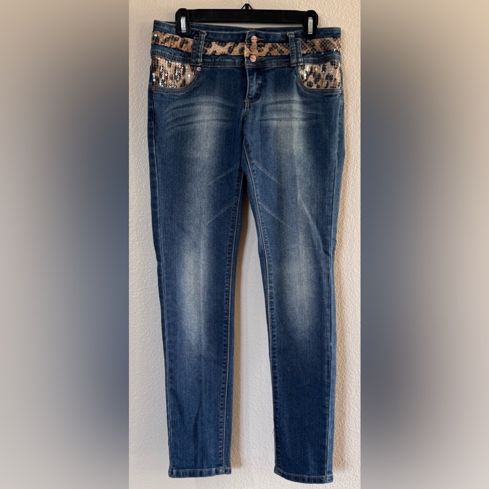 VENUS Fame Skinny Jeans Sz 6 Leopard Sequin Animal Print Embellished Y2K